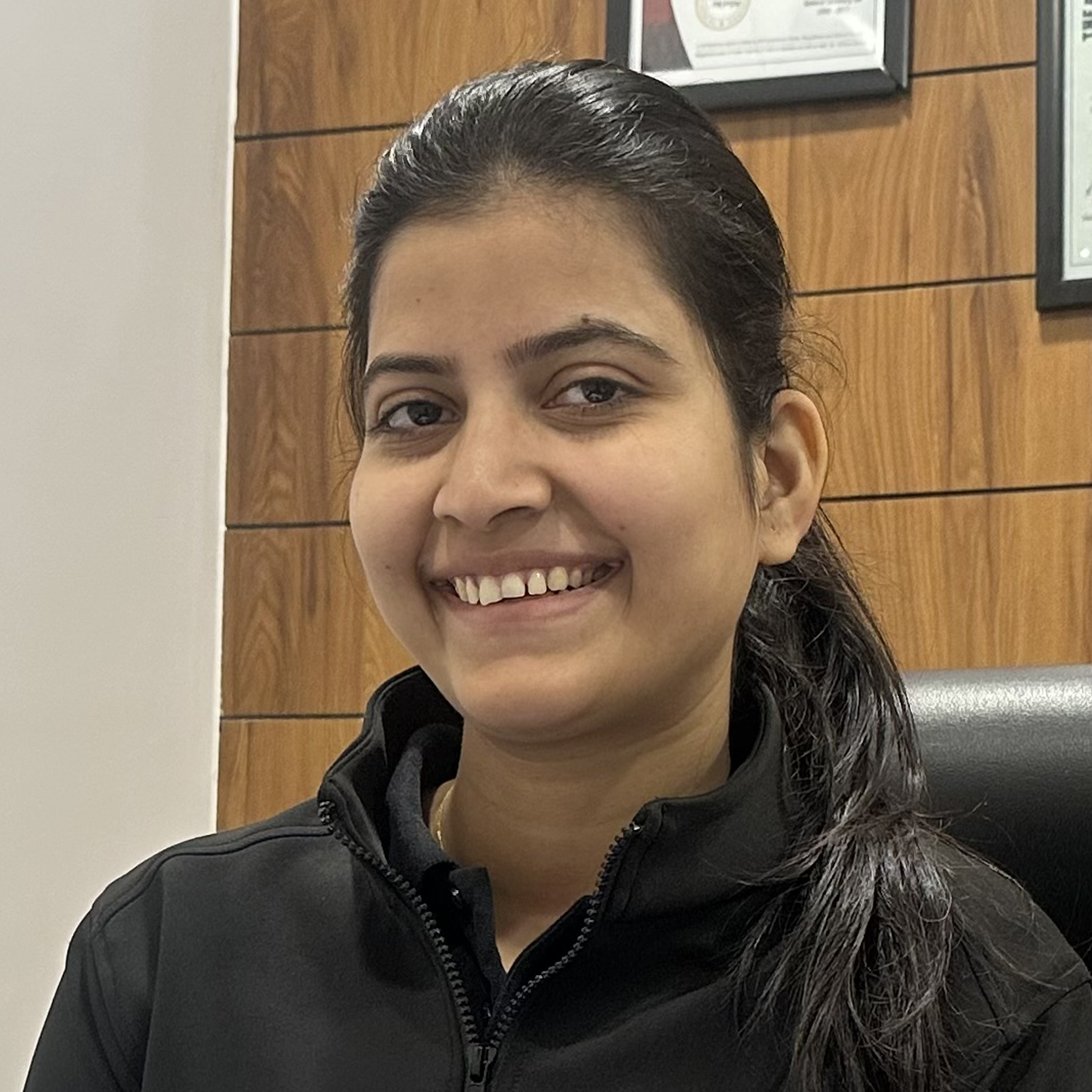Dr.Komal Mishra profile